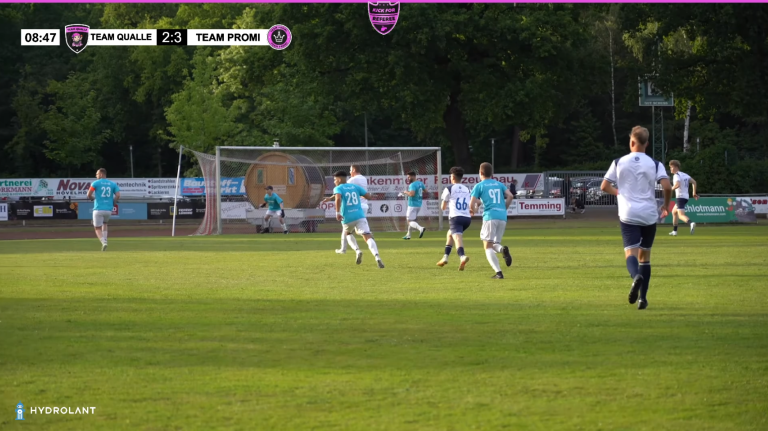 Kick for Referee